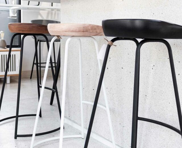 ¿Cuáles son los materiales de una silla? Consejos para elegir