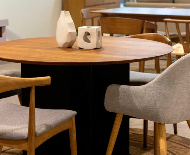 Consejos para colocar la mesa de comedor e influir en la energía de tu hogar