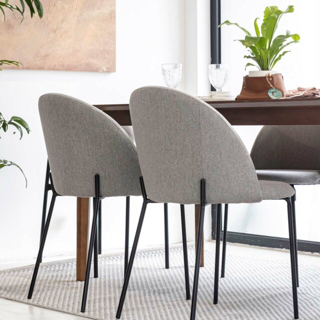 Elige la silla de comedor ideal para hacer esas comidas en familia únicas