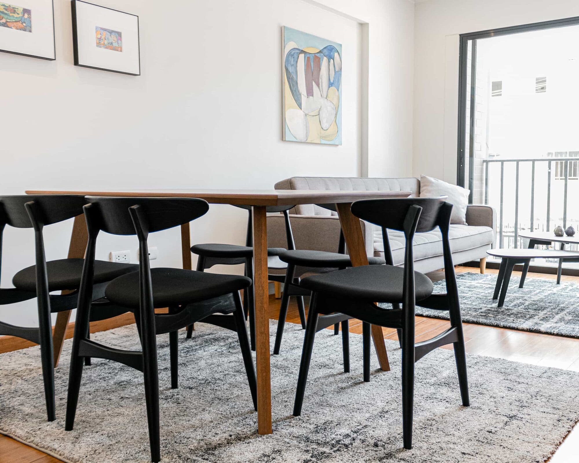 Silla De Comedor De Madera Hans Negro