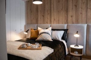 crear un ambiente acogedor con iluminación 