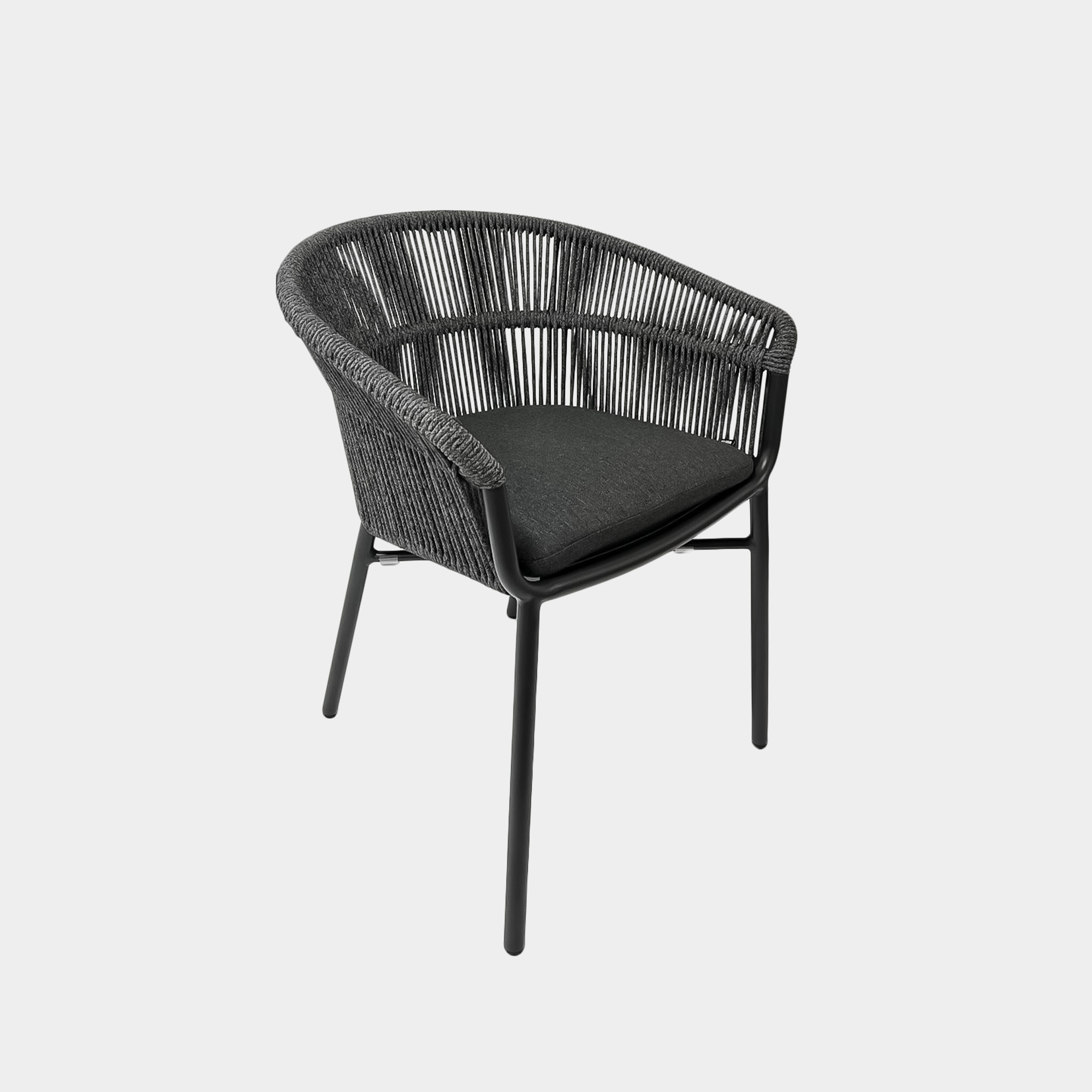 Silla De Terraza Color Negro Con Estructura De Aluminio Y Cuerdas De Nylon Silla De Terraza Color Negro Con Estructura De Aluminio Y Cuerdas De Nylon