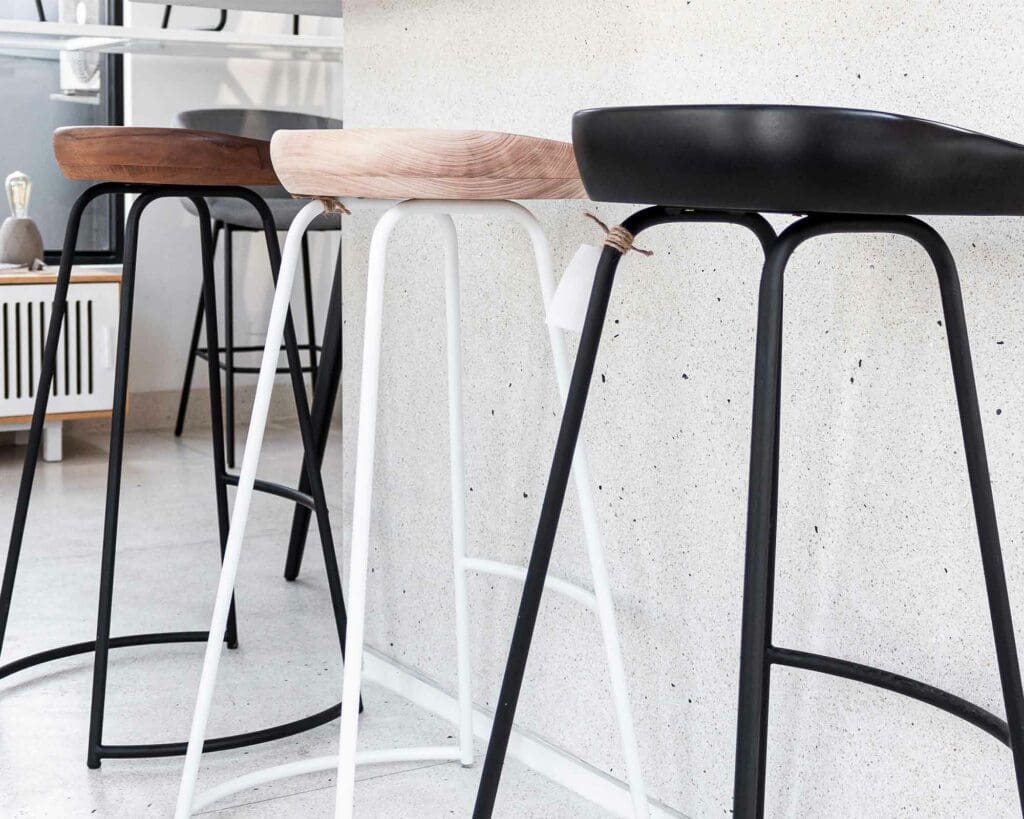 ¿Cuáles son los materiales de una silla? Consejos para elegir