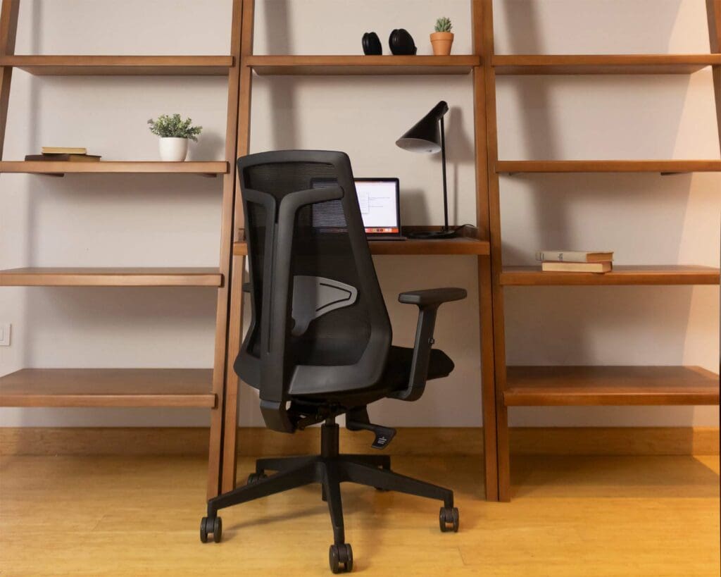 5 tipos de sillas de oficina y escritorio para negocio