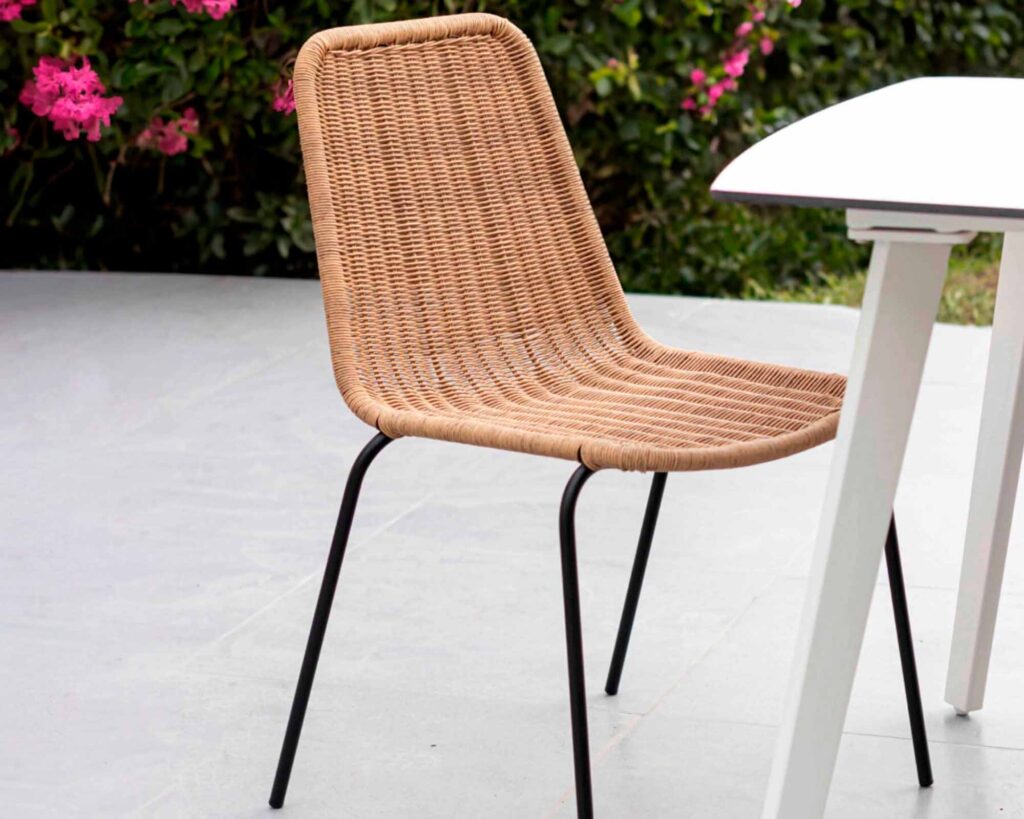 Cómo mantener y limpiar tus muebles de terraza
